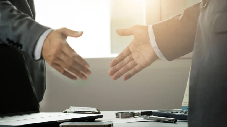 Finding reliable supplier for mobile phone import